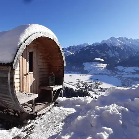 Hochleiten-gut Guest house